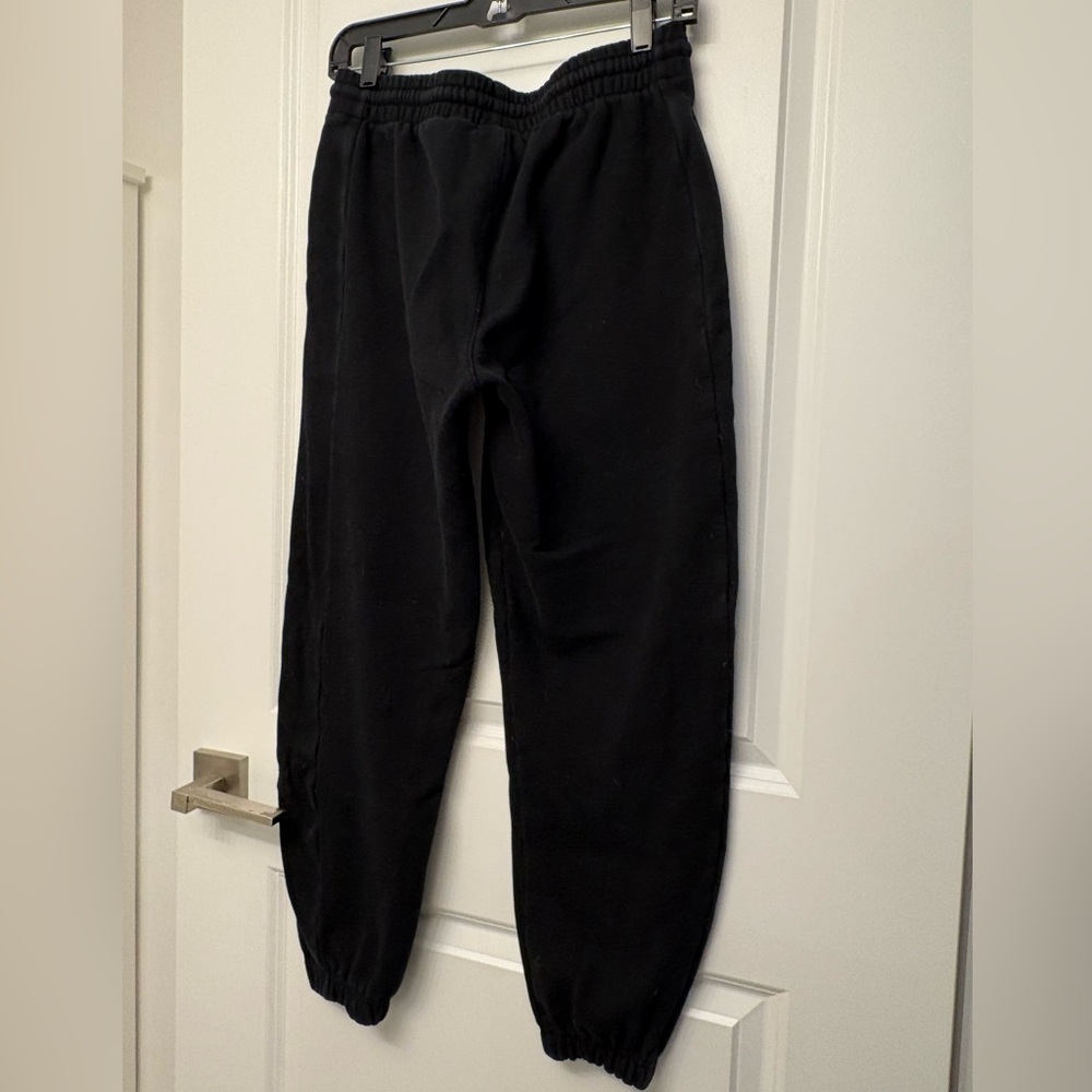 Aritzia | TNA Sweatfleece Cozy Fleece Black Women's Boyfriend Fit Joggers, S - Picture 4 of 7